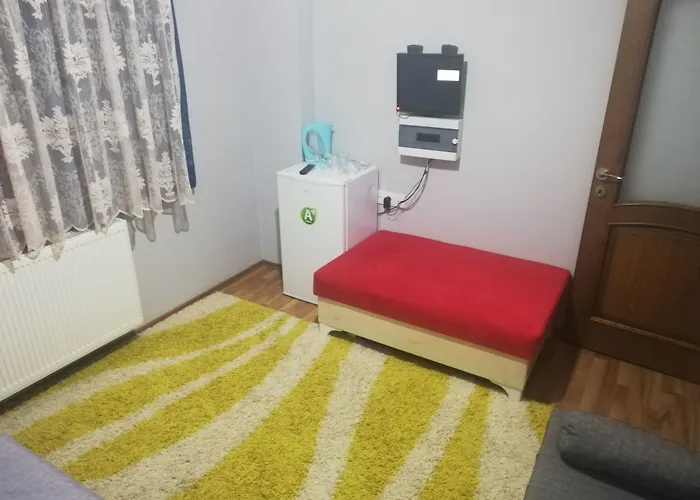 Yenimahalle New House ホテル